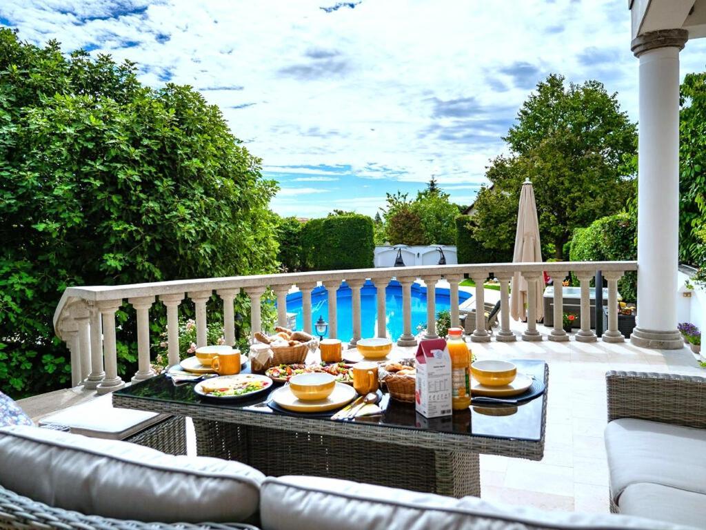 Fuege Villa Luxury & Wellness Balatonfured Ngoại thất bức ảnh