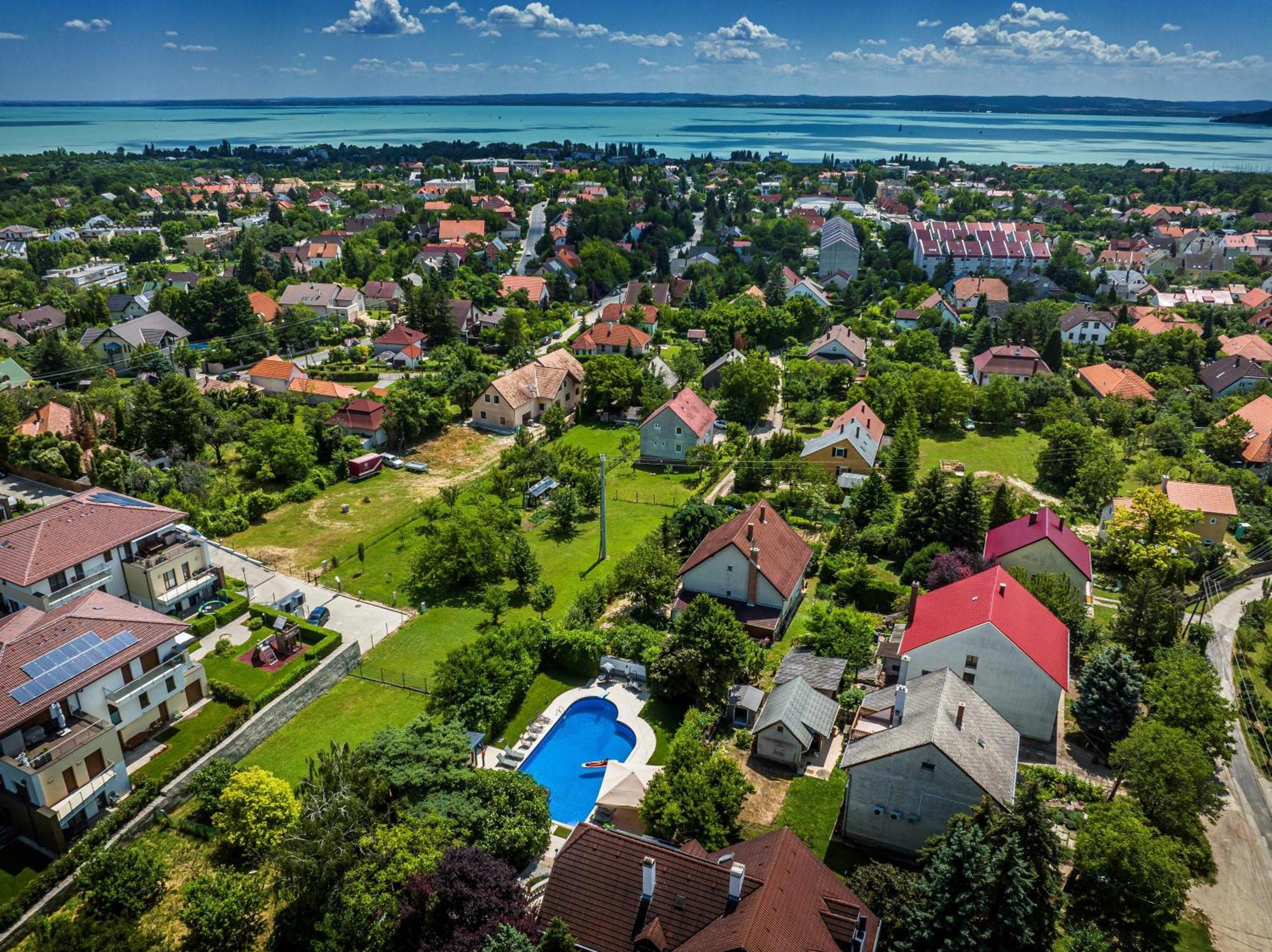 Fuege Villa Luxury & Wellness Balatonfured Ngoại thất bức ảnh